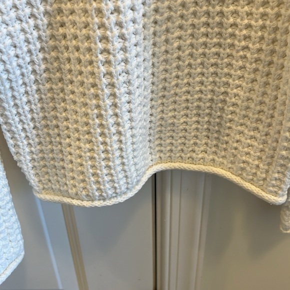 Design History Cream Knit Sweater size 5 NWOT - Picture 3 of 3